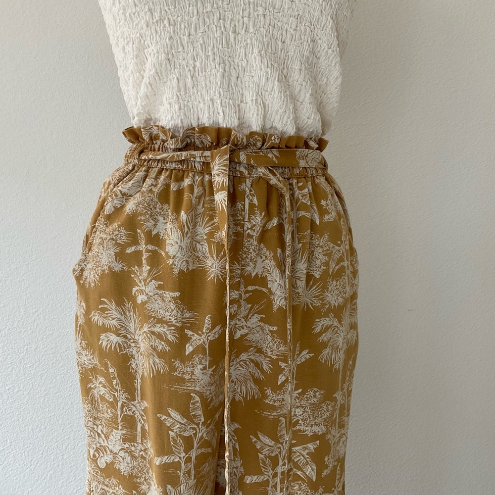 American Eagle Palm Tree High Waist Paperbag Pants M - Picture 8 of 13